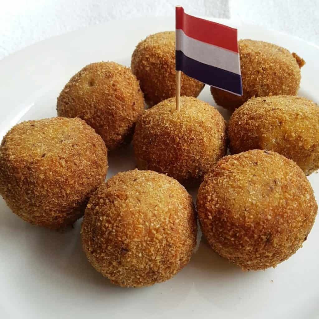 Dutch Food Culture - Bitterballen