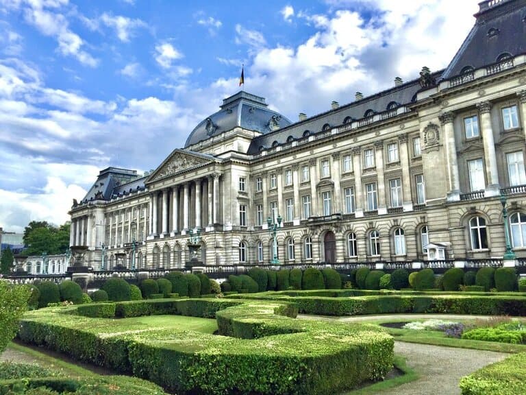 Brussels Palace - should I visit Belgium or the Netherlands?