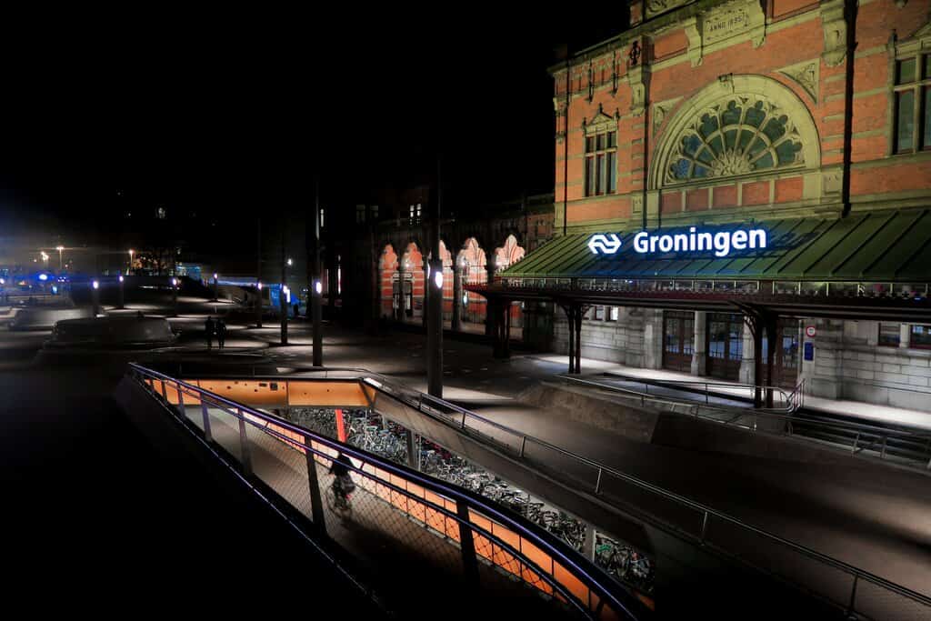 Groningen central station in the dark